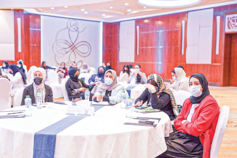 توفير التدريب لإكساب الموظفين مهارات صحية نفسية جديدة ببيئة العمل