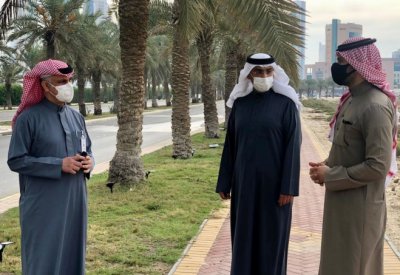 وكيل "البلديات" يطلع على مشاريع التشجير والتجميل في شوارع العاصمة