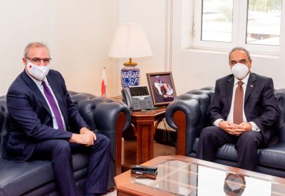 وزير الأشغال يبحث التعاون الزراعي مع السفير الإسرائيلي الجديد في البحرين