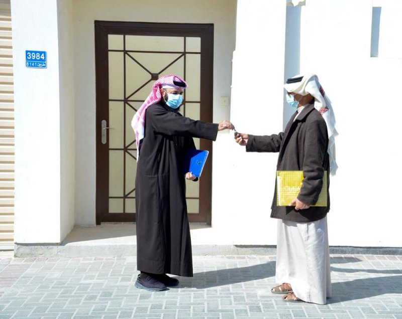 بالصور: الإسكان تواصل توزيع 2000 وحدة سكنية إضافية في مدينتي "خليفة" و"سلمان" وفق الجدول الزمني