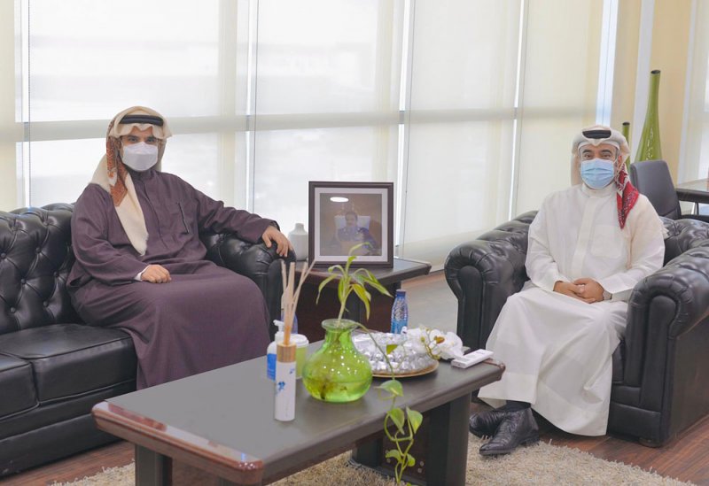 رئيس مجلس أمناء المستشفيات الحكومية يستقبل سفير مملكة البحرين لدى المملكة العربية السعودية