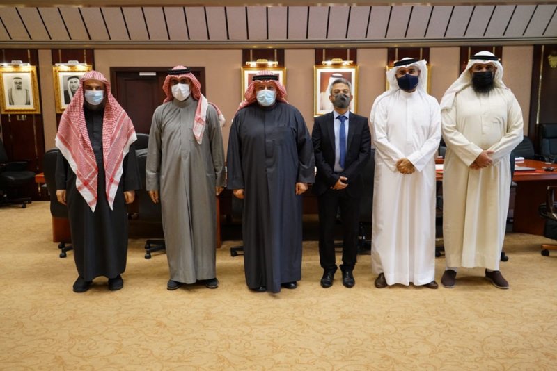 وزير العدل يستقبل الفائزين في المسابقة الخليجية للبحوث والأعمال الإبداعية والتطوعية في مجال الزكاة
