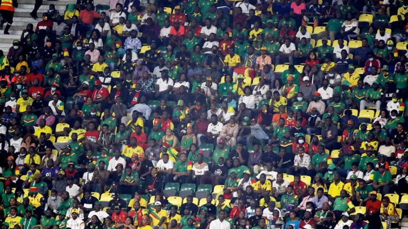 مقتل 8 مشجعين قبل مباراة الكاميرون وجزر القمر