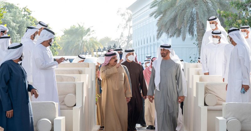 جلالة الملك المفدى يصل إلى أبوظبي ويجتمع مع صاحب السمو الشيخ محمد بن زايد آل نهيان