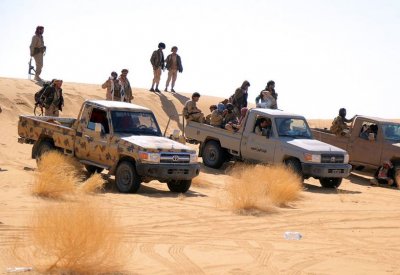 مأرب.. تقدم "العمالقة" وتصاعد القتال بين قوات الشرعية والحوثي