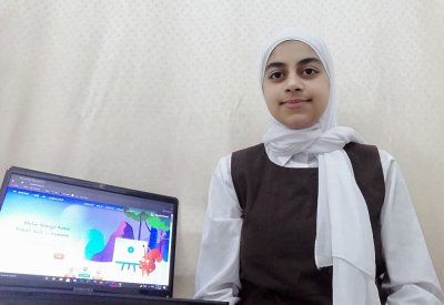 طالبة تُحوّل الدروس إلى أفلام قصيرة ممتعة