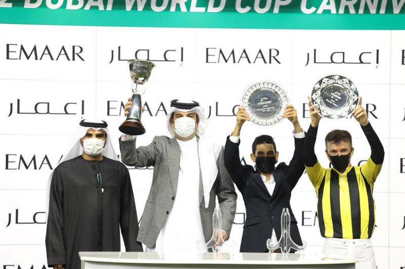 دعيج بن سلمان يشيد بدعم خالد بن حمد وفوز المهرة "شهامة" بلقب الألف جنيس بمضمار ميدان
