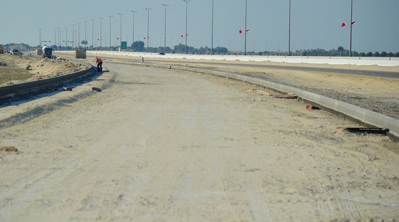 "الأشغال": انجاز 48% من إنشاء الشارع الخدمي ضمن أعمال تطوير شارع جنوب البحرين الدائري