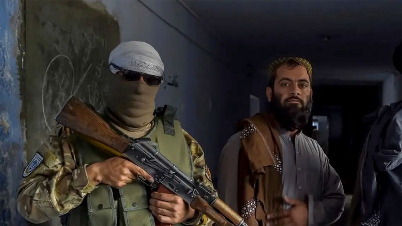 رغم العفو.. طالبان قتلت أكثر من 100 مسؤول أفغاني!