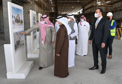 الزياني يطلع على آخر مستجدات مشروع مركز البحرين الدولي للمعارض والمؤتمرات بالصخير