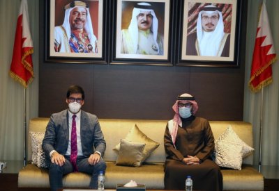 وزير شؤون الشباب والرياضة يستقبل وزير التجارة الدولية بالمملكة المتحدة