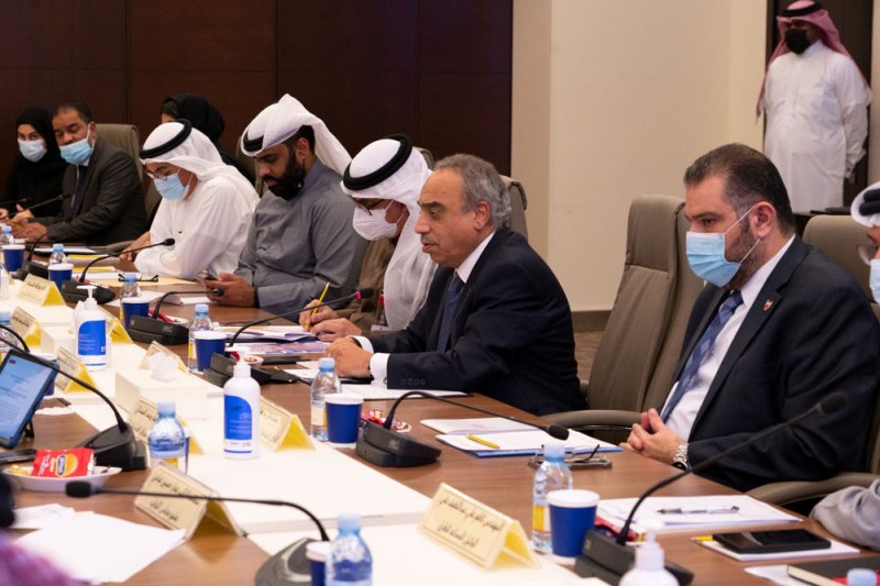 وزير الأشغال: تقليص عدد الأجانب العاملين بالوزارة إلى 5% بحلول 2024