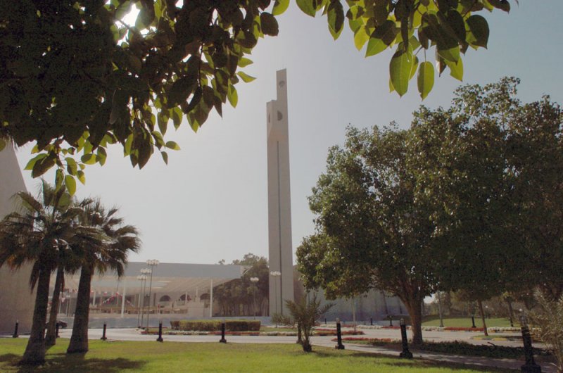 85% من طلاب جامعة البحرين يفضلون الدراسة عن بعد.. وهذا قرار الجامعة