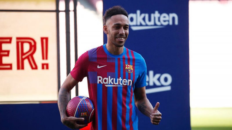 أوباميانغ: المشكلة كانت مع أرتيتا فقط.. وبرشلونة "فرصة عمري"