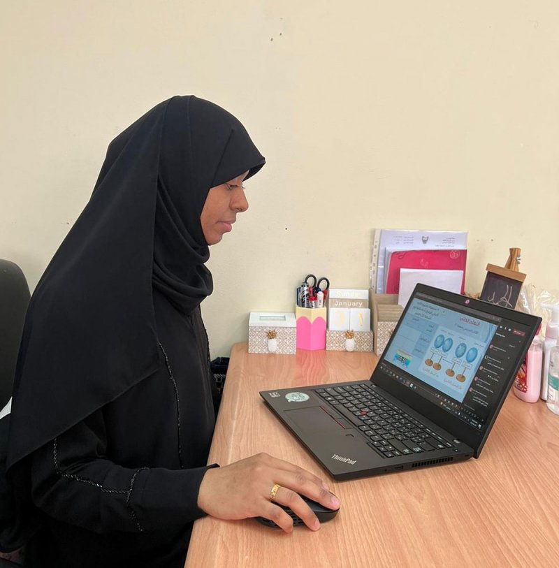 مكتبة "المعلمة رباب" ترفع نتائج العلوم 90% في وقت قياسي