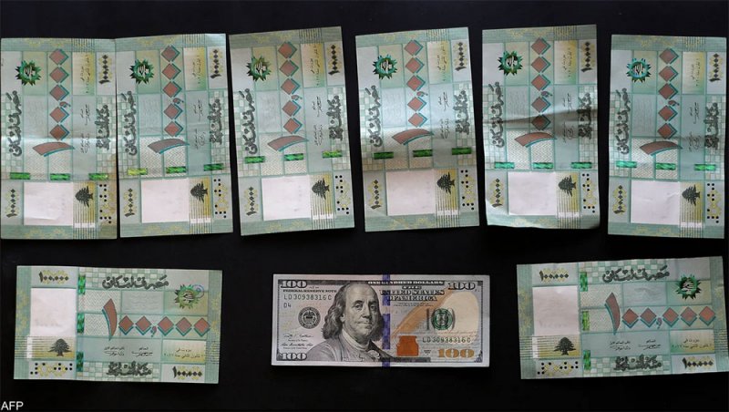 "لعبة سياسية".. خبراء يكشفون سر انخفاض الدولار في لبنان