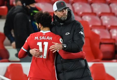 كلوب يكشف تفاصيل لقاءه الأول مع صلاح.. وموقف مباراة ليستر