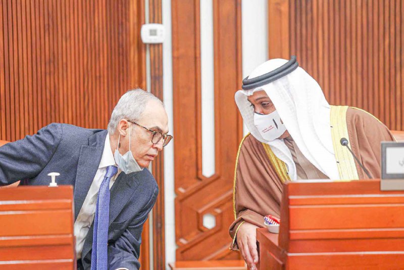 المعراج: “المركزي” يتعامل بحذر مع العملات المشفرة