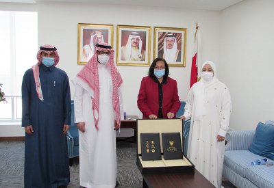 وزيرة الصحة تستقبل مدير عام مجلس الصحة لدول مجلس التعاون