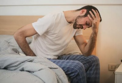 كيف تتخلص من الشعور بالدوار؟.. أطباء يقدمون حيلة بسيطة