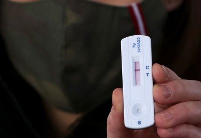 "نهرا" تتيح للمستشفيات والمراكز الطبية والصيدليات إصدار شهادة معتمدة للاختبار السريع للمسافرين
