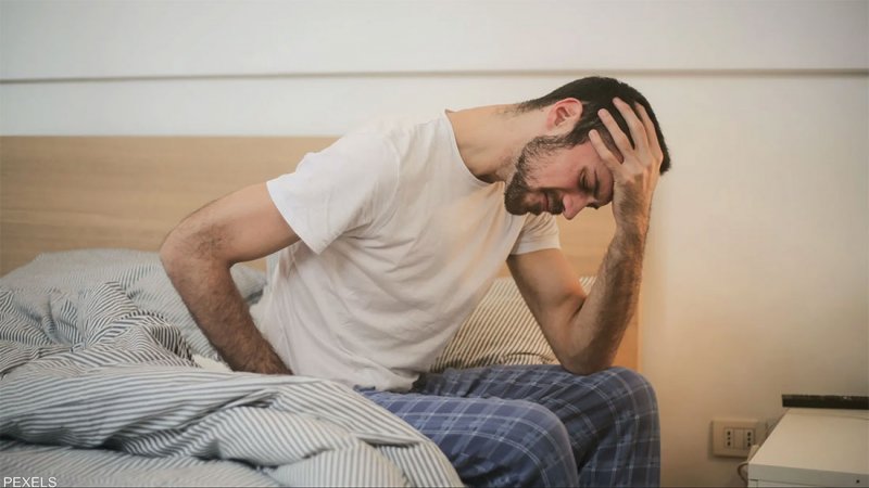 إنذار مبكر بشأن "أوميكرون الخفي".. علامتان خطيرتان