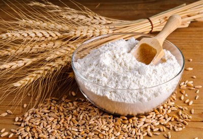 الحرب المحتملة بين روسيا وأوكرانيا تهدد 80% من واردات القمح لدولة عربية