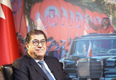 فخرو في حوار شامل مع "البلاد": الميثاق كان سيعرض بمؤتمر شعبي بالاستاد بحضور 2000 شخص