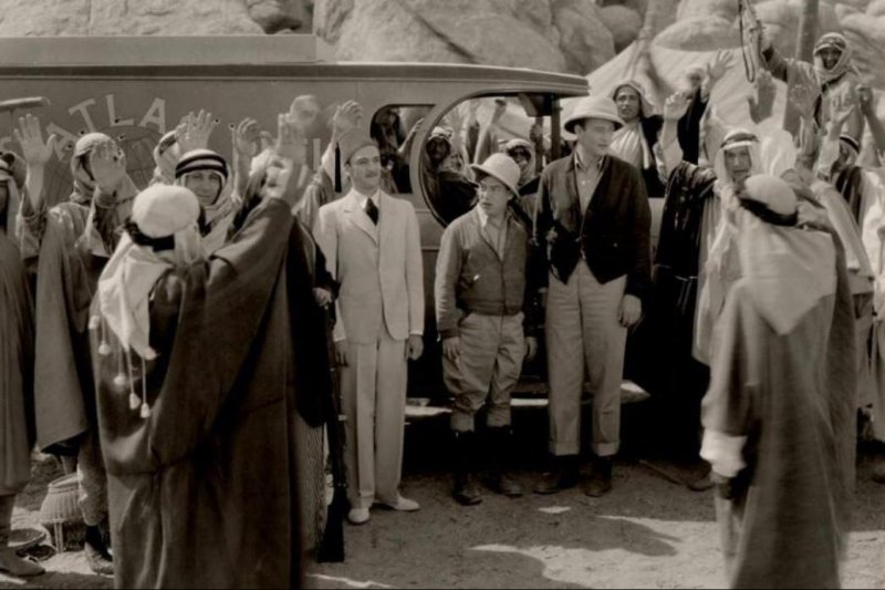 مهرجان أفلام السعودية يكرم الرواف والصديق في "الثامنة"