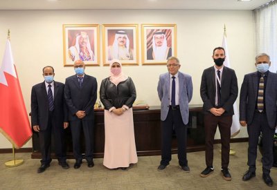 رئيسة جامعة البحرين تكرّم أساتذة جاءوا في قائمة "كبار العلماء" لجامعة ستانفورد