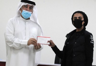 الاتحاد البحريني لكرة القدم يسلم جوائز جماهير نصف نهائي أغلى الكؤوس
