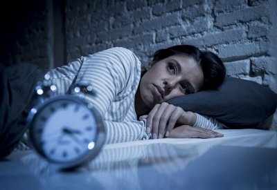 لصحة أفضل.. كم يحتاج الإنسان من النوم العميق؟