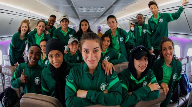 المنتخب السعودي للسيدات يدخل التاريخ ويخوض أول مبارياته
