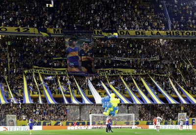 أفضل أجواء ملاعب كرة القدم.. "صندوق الشوكولاتة" الأكثر جنونا