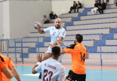 الشباب يكسب مواجهة الدير