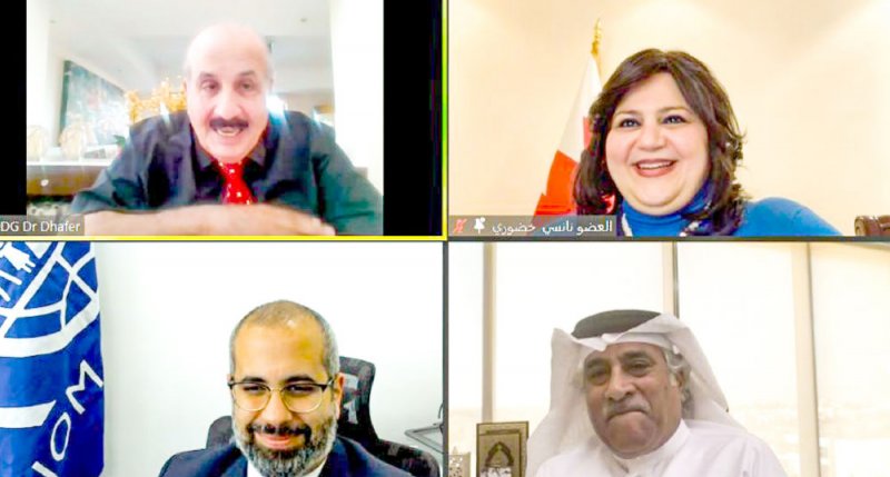 رئيس التحرير يشـارك في حلقـة نقاشية بعنوان “التبادل الثقافي”