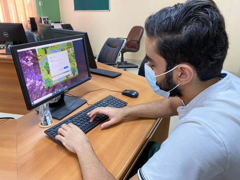 باختيار مايكروسوفت: ثانوية عبدالعزيز "حاضنة للتكنولوجيا" و32 معلم خبير