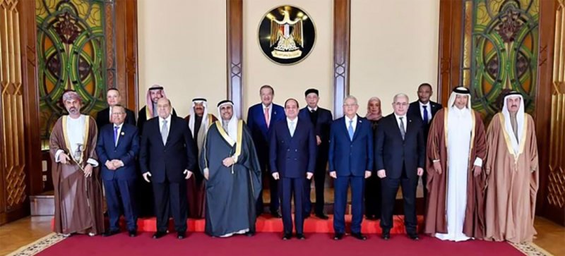 الرئيس المصري يستقبل رئيسي مجلسي الشورى والنواب