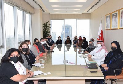 وفد من موظفي "الكونغرس الأمريكي" يزور أمانة التظلمات