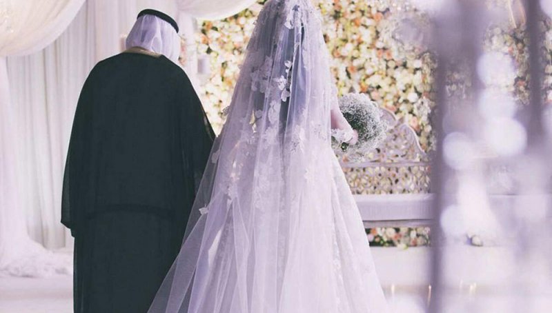 "الكورونا" للعرسان الجدد.. نعمة أو نقمة