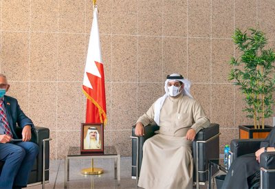 وزير المالية والاقتصاد الوطني يستقبل سفير مملكة الدنمارك لدى مملكة البحرين