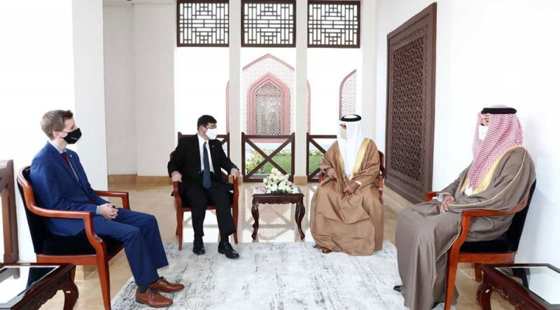 وزير الداخلية يؤكد على توظيف التقنيات الحديثة في تطوير القدرات الجمركية وتعزيز حركة السفر والتجارة