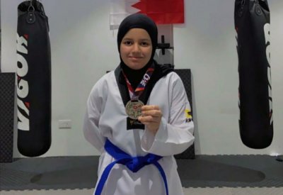 طالبة ابتدائي عالمية في التايكوندو واستثنائية في كتابة القصص 