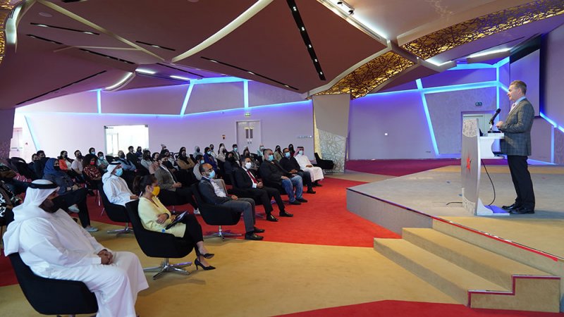 البوليتكنك تبدأ الفصل الدراسي الجديد بلقاء موظفيها واستعراض خططها