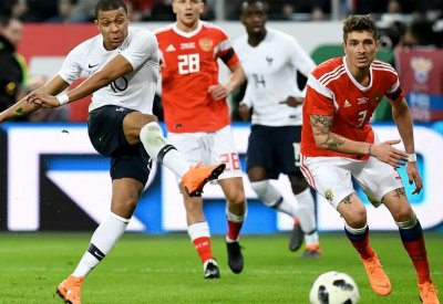 الاتحاد الفرنسي يدعو إلى طرد روسيا من كأس العالم
