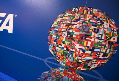فيفا ويويفا يقرران إيقاف منتخب وأندية روسيا حتى إشعار آخر
