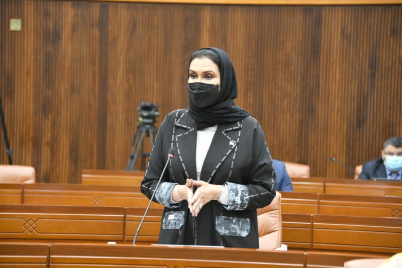 100 % رواتب المواطنين من “التعطل”