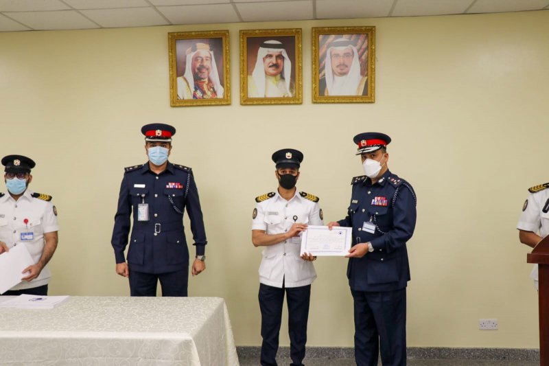 الوكيل المساعد للمنافذ والبحث والمتابعة يحضر حفل تخريج البرنامج التدريبي للموظفين المستجدين بإدارة المنافذ