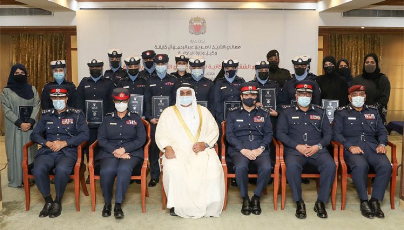 تسليم الشقق السكنية لعدد من منتسبات وزارة الداخلية
