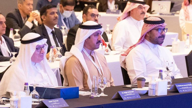مُشاركون مُنتدى "دراسات": تطوير استراتيجيات الطاقة المُستدامة